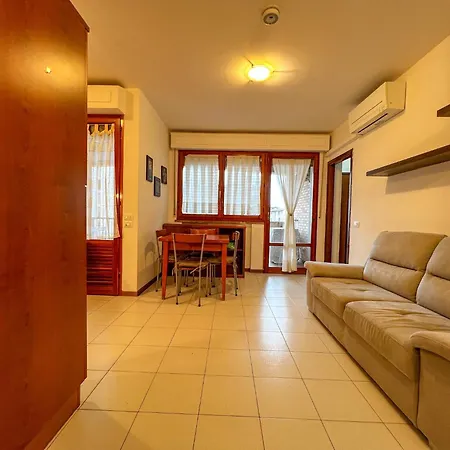 2 Steps From Cisanello - Comfortable In *
